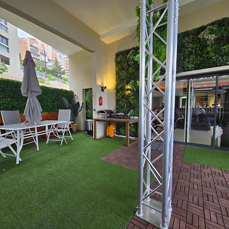 شقة Monaco View, Pool, Garage, 100 M2 Terrace بوزولي المظهر الخارجي الصورة