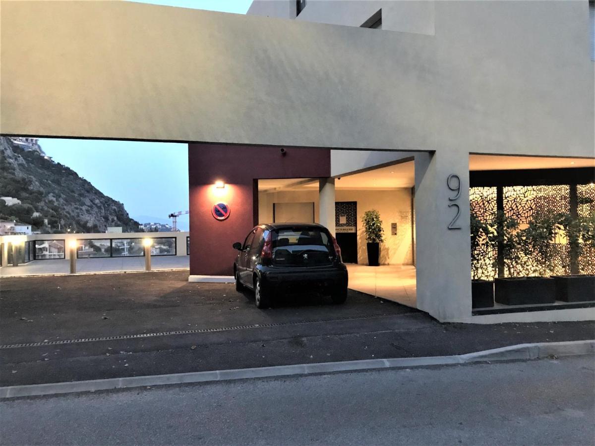 شقة Monaco View, Pool, Garage, 100 M2 Terrace بوزولي المظهر الخارجي الصورة