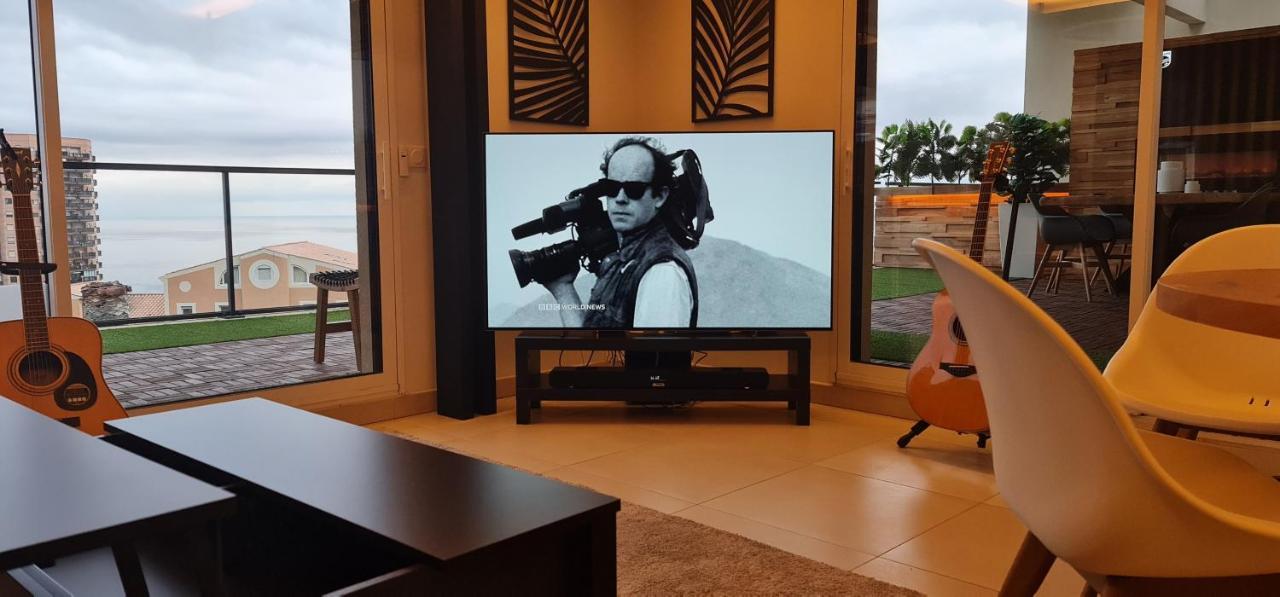شقة Monaco View, Pool, Garage, 100 M2 Terrace بوزولي المظهر الخارجي الصورة